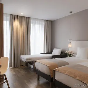 *** Hotel Magenta 38 By Happyculture Francja